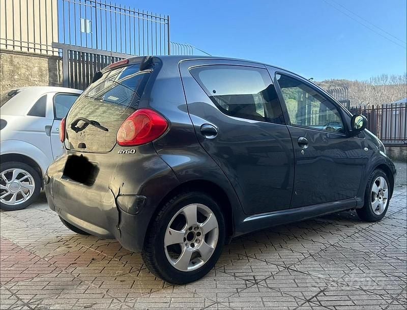 Usata Toyota Aygo 68 CV (50 kW) 2006 Utilitaria