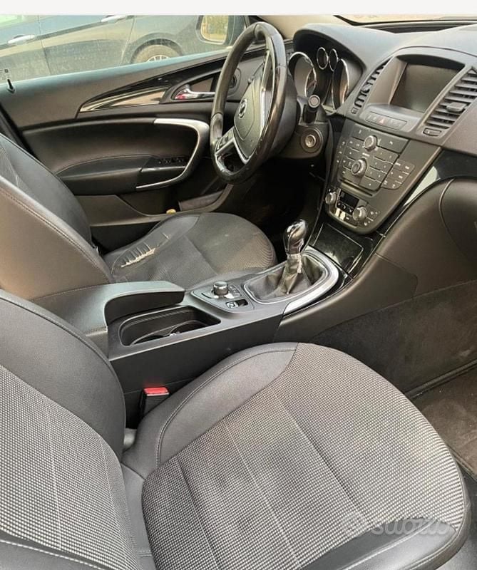 Usata Opel Insignia 163 CV (119 kW) 2011 Grigio Berlina