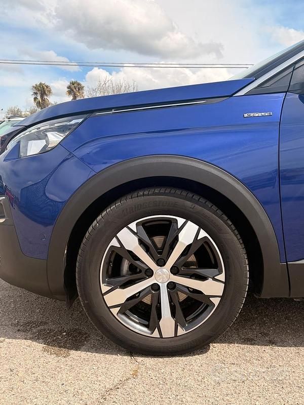 Usata Peugeot 3008 GT-line 131 CV (96 kW) 2019 Blu SUV