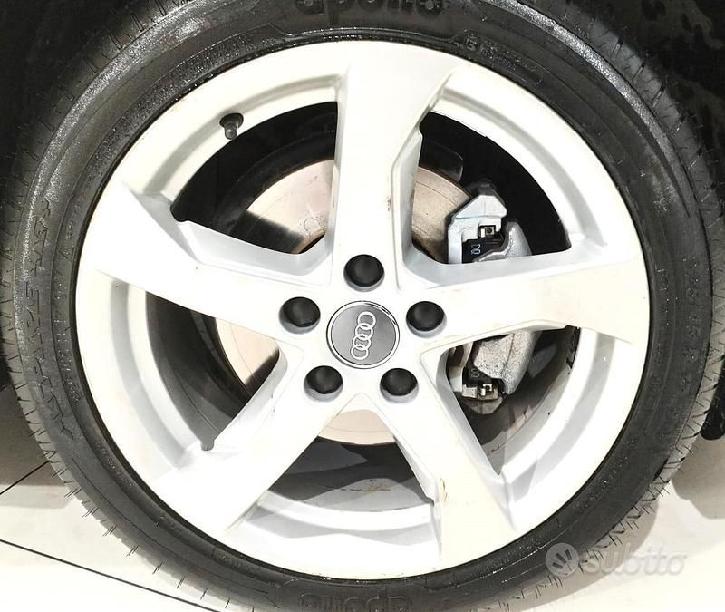 Usata Audi A3 Sport 116 CV (85 kW) 2018 Grigio Berlina