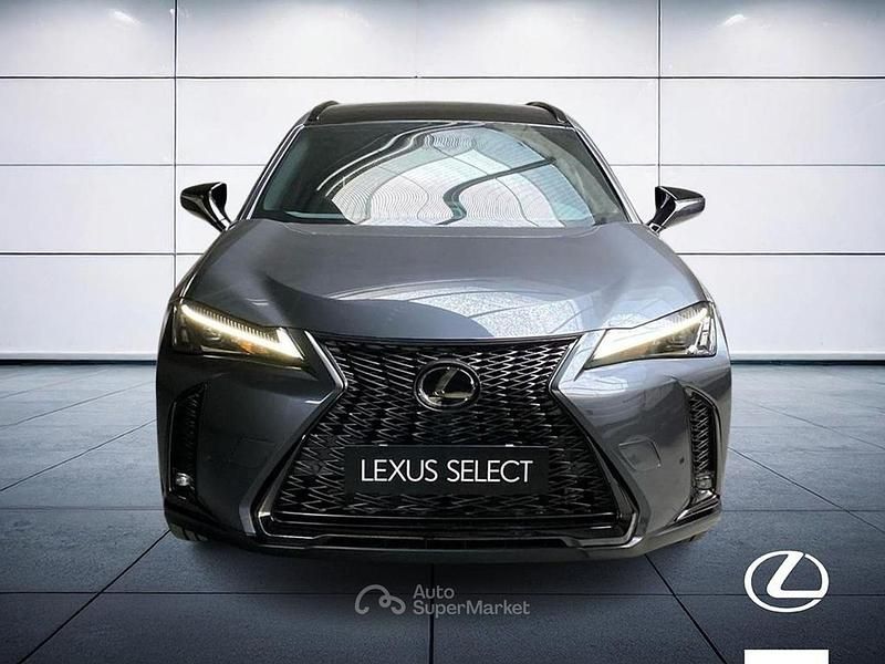 Usata Lexus UX 184 CV (135 kW) 2023 Nero SUV