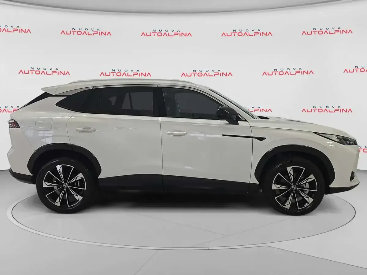 Usata MG HS 170 CV (125 kW) 2025 White pearl SUV