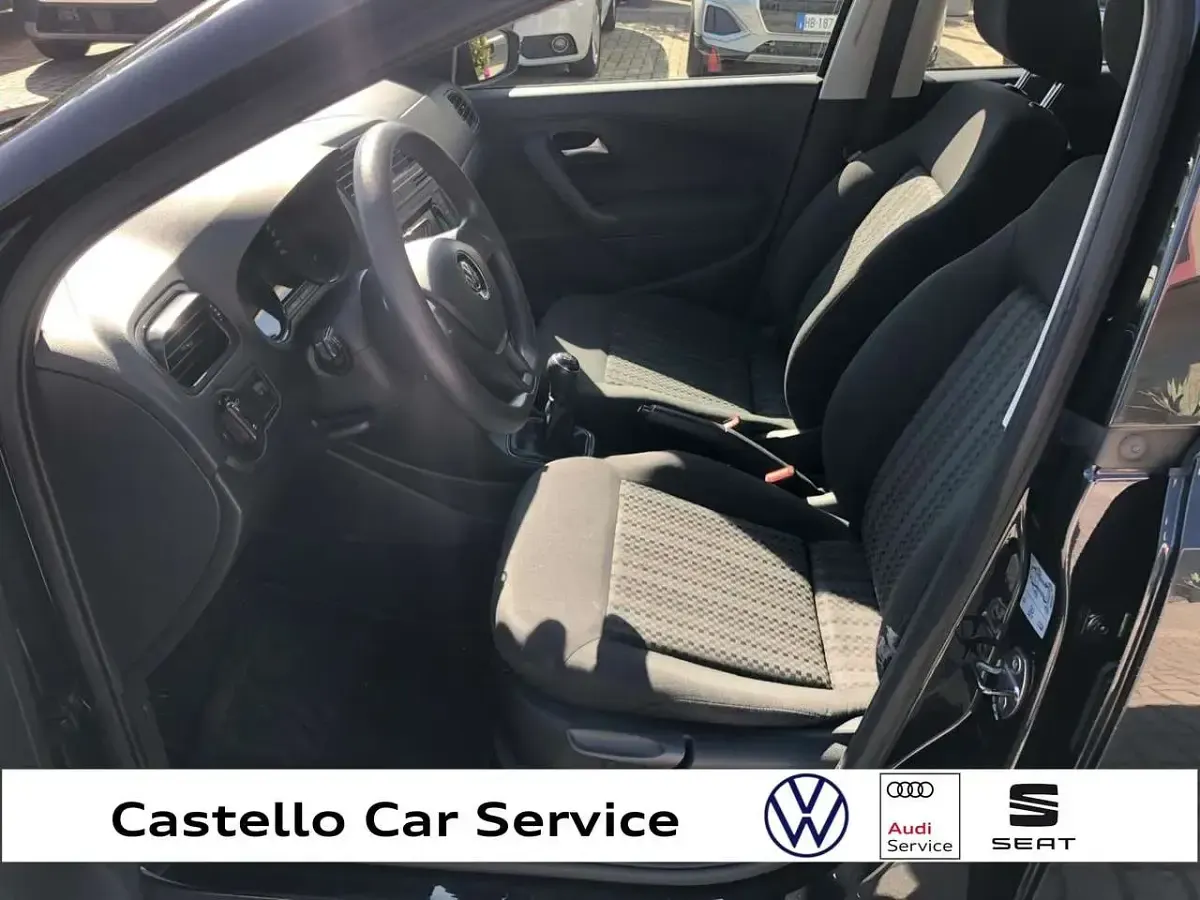 Usata VW Polo Comfortline 75 CV (55 kW) 2016 Grigio Berlina