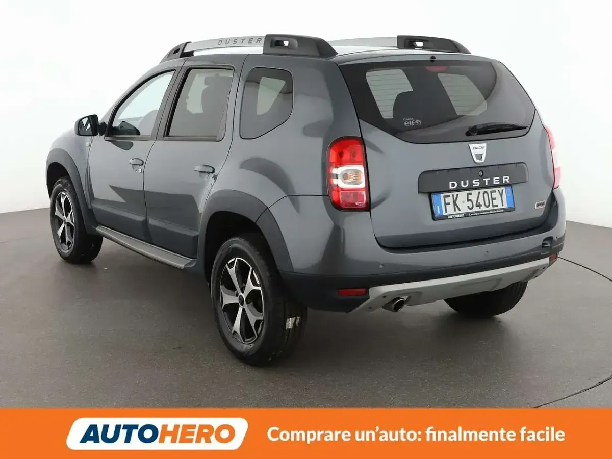 Usata Dacia Duster 109 CV (80 kW) 2017 Grigio SUV