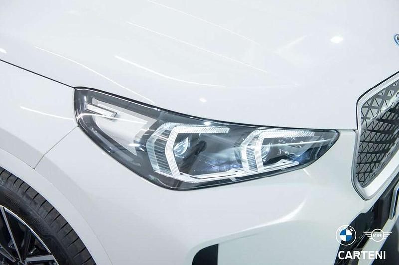 Usata BMW iX1 M Sport 150 kW (204 CV) 2025 Alpin white pastello SUV