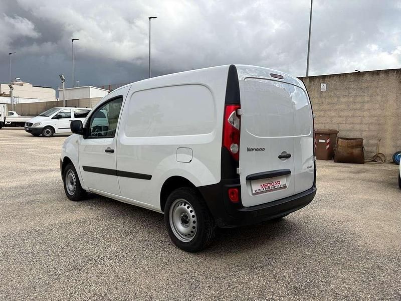 Usata Renault Kangoo 90 CV (66 kW) 2012 Bianco Monovolume