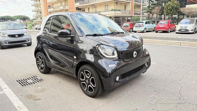 Usata Smart ForTwo Coupé Prime 71 CV (52 kW) 2019 Nero Coupé