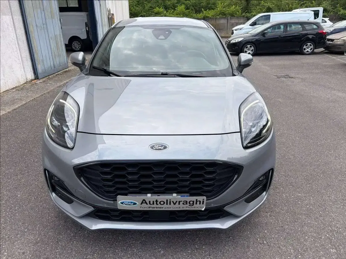Usata Ford Puma ST-Line 125 CV (91 kW) 2020 Solar silver SUV
