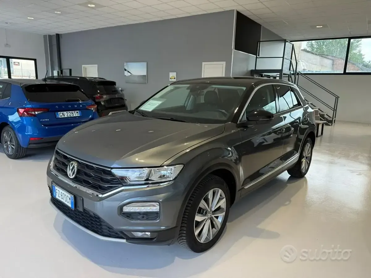 Usata VW T-Roc Style 116 CV (85 kW) 2020 Grigio SUV