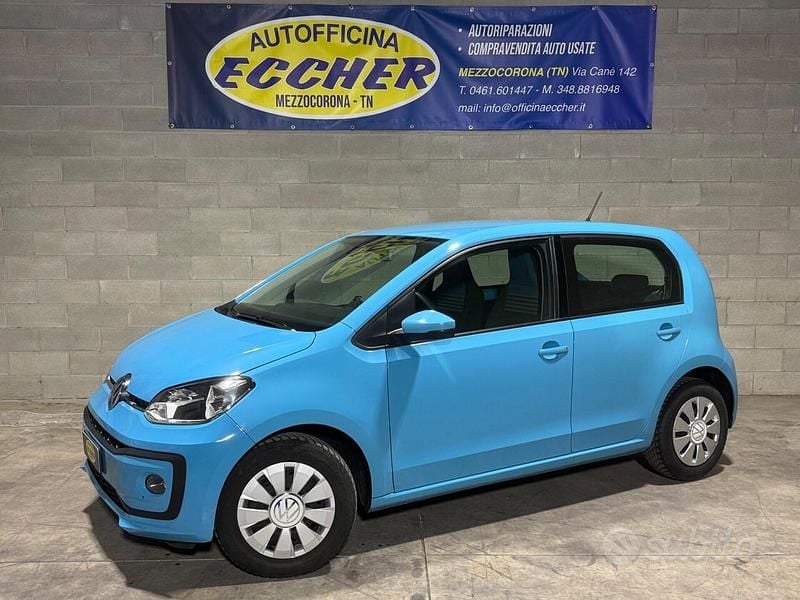 Usata VW up! move up! 75 CV (55 kW) 2017 Blu Utilitaria