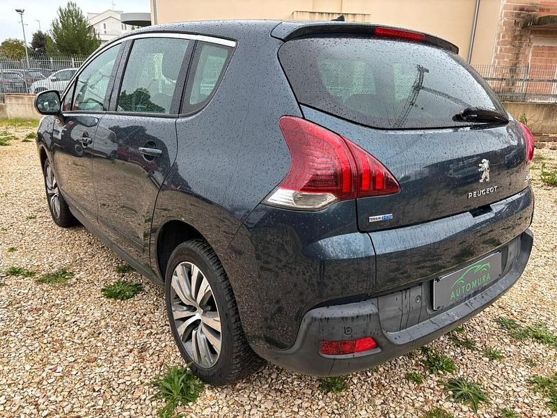 Usata Peugeot 3008 Allure 120 CV (88 kW) 2015 Blu SUV