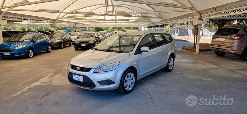 Usata Ford Focus 90 CV (66 kW) 2009 Argento Station wagon