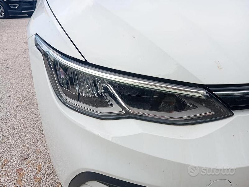 Usata VW Golf VII Life 116 CV (85 kW) 2020 Bianco Berlina