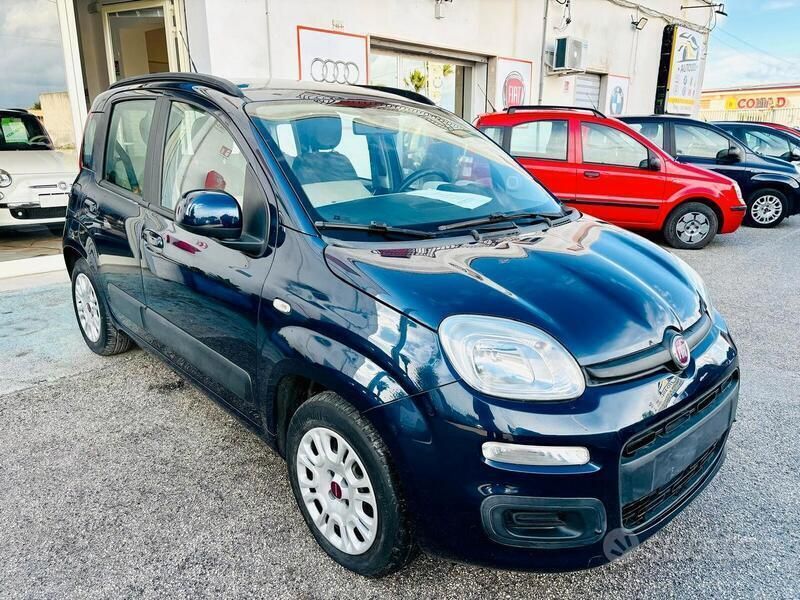 Usata Fiat Panda Easy 69 CV (50 kW) 2012 Blu/azzurro Utilitaria
