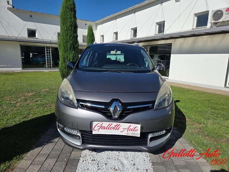 Usata Renault Scénic III 110 CV (80 kW) 2014 Argento Monovolume