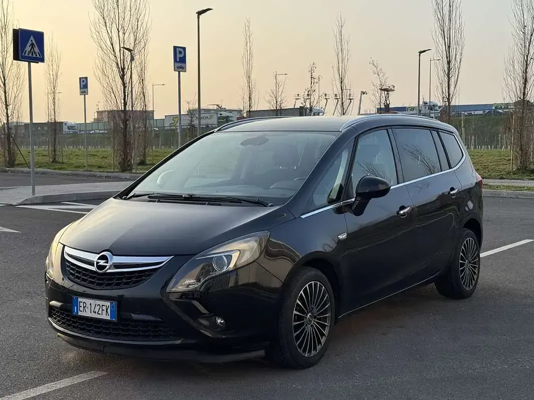 Usata Opel Zafira Tourer Cosmo 150 CV (110 kW) 2012 Monovolume
