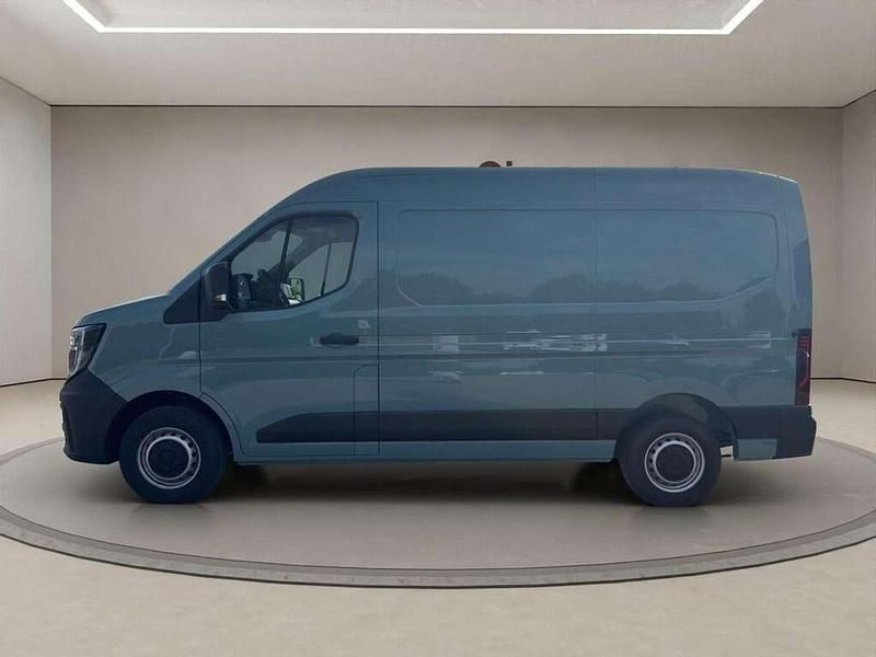 Usata Renault Master 150 CV (110 kW) 2024 Blu/azzurro Furgone