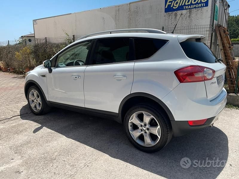 Usata Ford Kuga 163 CV (119 kW) 2010 SUV