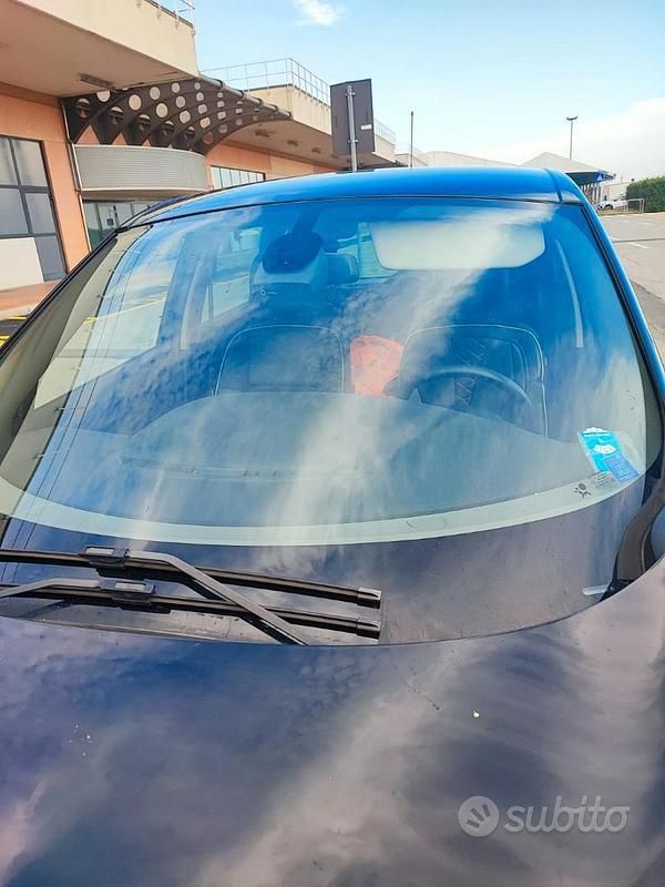 Usata Renault Scénic III 110 CV (80 kW) 2013 Nero Monovolume