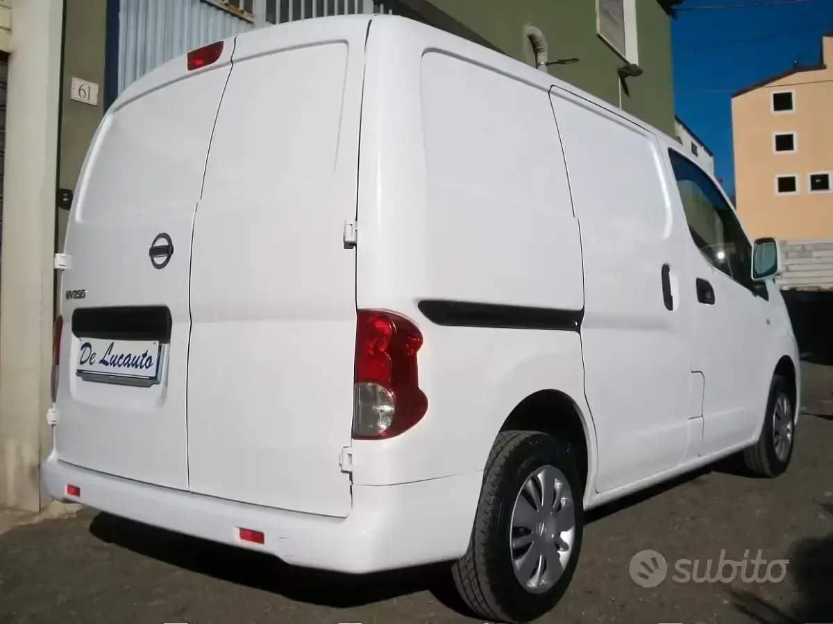 Usata Nissan NV200 110 CV (80 kW) 2017 Bianco Monovolume