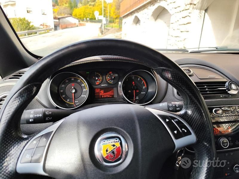 Usata Abarth Punto Evo 163 CV (119 kW) 2010 Bianco Utilitaria