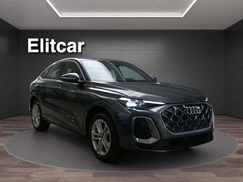 Nuova Audi Q5 S-Line 204 CV (150 kW) 2025 Grigio SUV