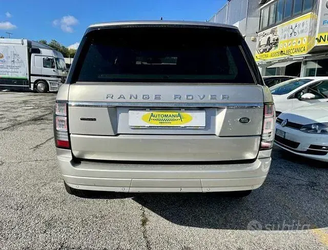 Usata Land Rover Range Rover Autobiography 340 CV (250 kW) 2015 Oro SUV