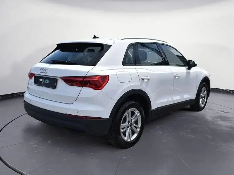 Usata Audi Q3 Business 150 CV (110 kW) 2022 Bianco SUV