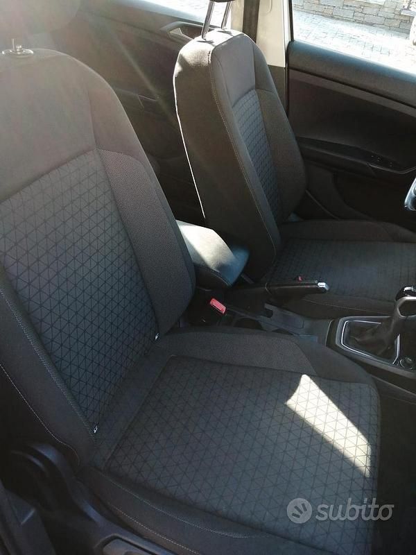 Usata VW T-Cross Style 95 CV (69 kW) 2022 Grigio SUV