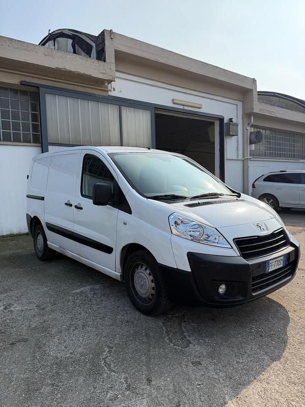 Usata Peugeot Boxer 130 CV (95 kW) 2016 Bianco Furgone