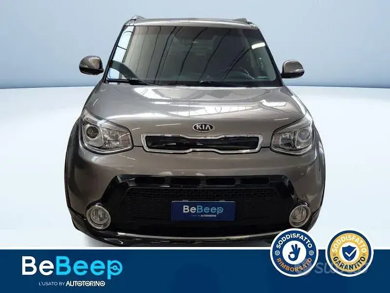 Usata Kia Soul 132 CV (97 kW) 2016 Grigio metallizzato SUV