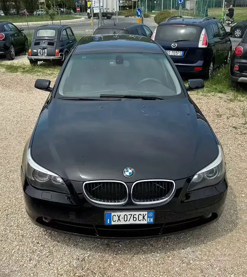 Usata BMW 525 Efficient Dynamics 177 CV (130 kW) 2005 Nero Station wagon