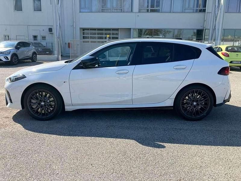 Usata BMW M5 300 CV (220 kW) 2025 Alpin white pastello Berlina