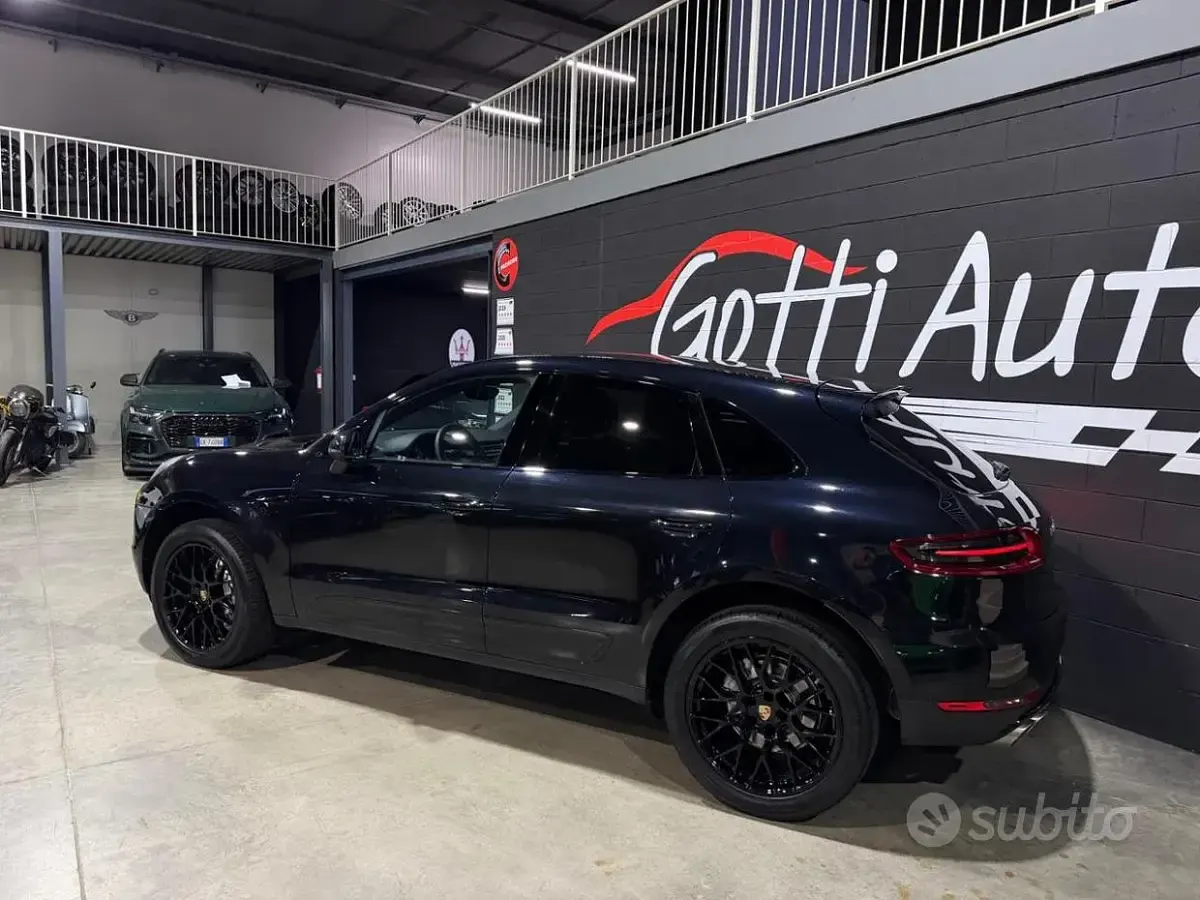 Usata Porsche Macan 250 CV (183 kW) 2015 Nero SUV