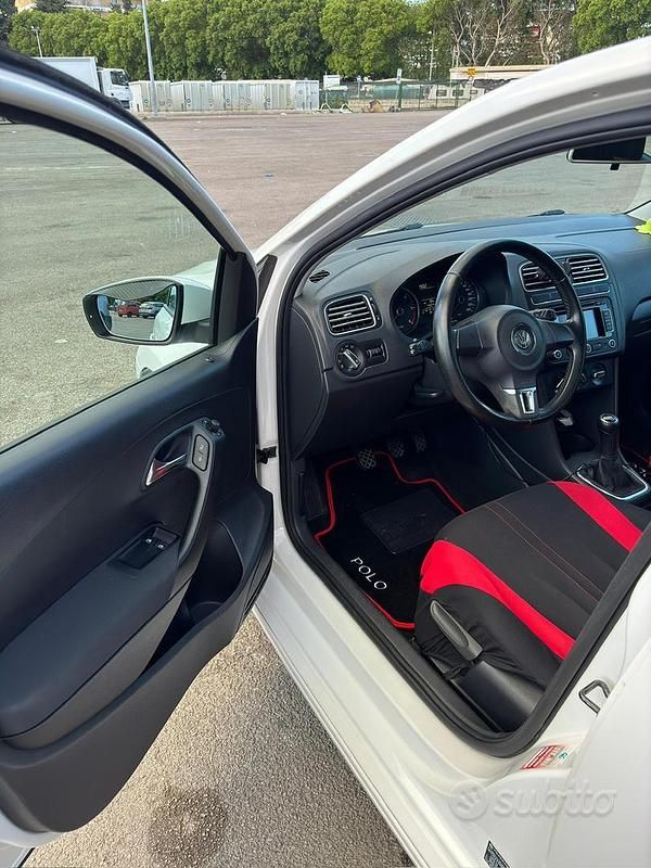 Usata VW Polo 90 CV (66 kW) 2011 Bianco Berlina