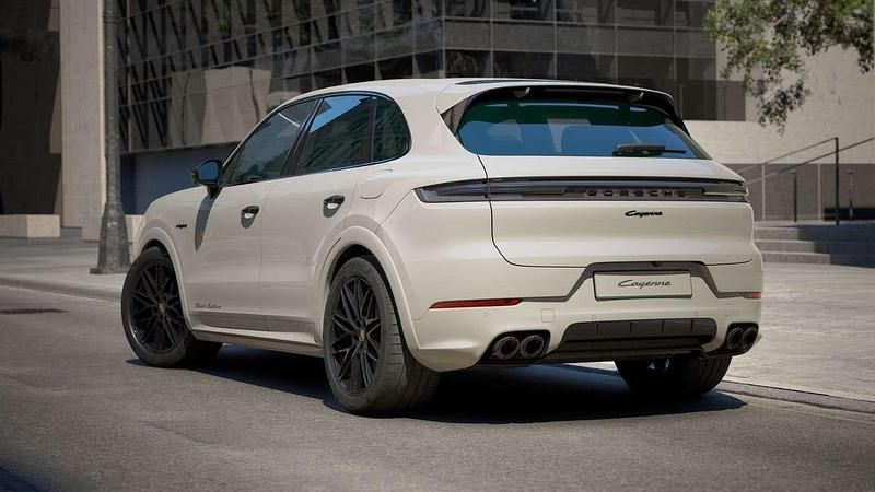 Nuova Porsche Cayenne Black Edition 470 CV (345 kW) 2026 Gesso SUV