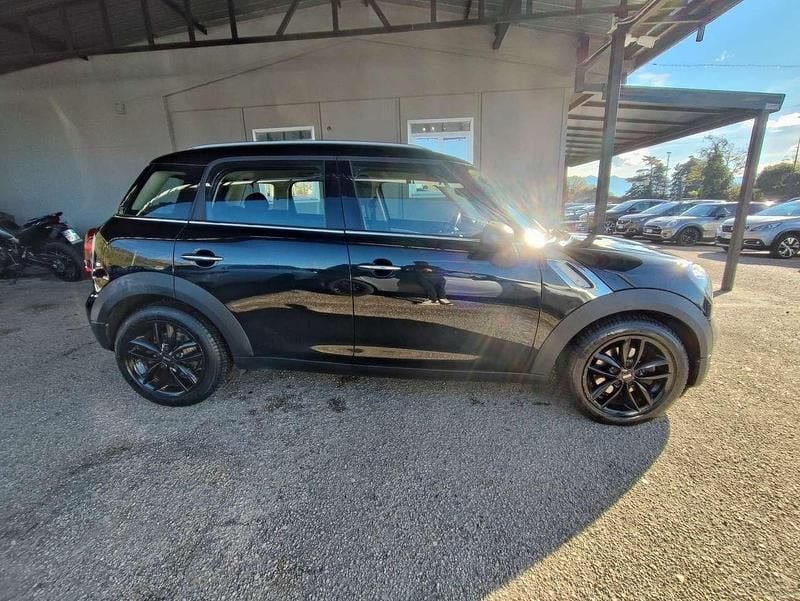 Usata Mini One D Countryman Business 90 CV (66 kW) 2016 Nero SUV