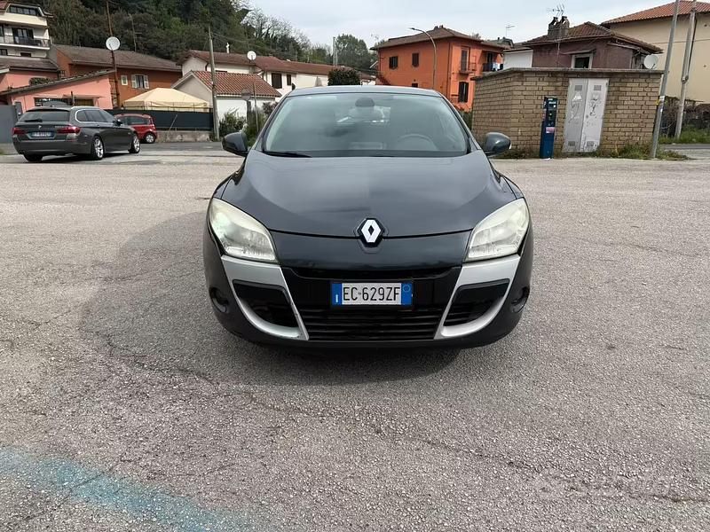 Usata Renault Mégane III 2010 Grigio Coupé