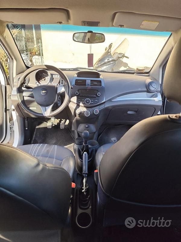 Usata Chevrolet Spark LS 68 CV (50 kW) 2012 Bianco Utilitaria