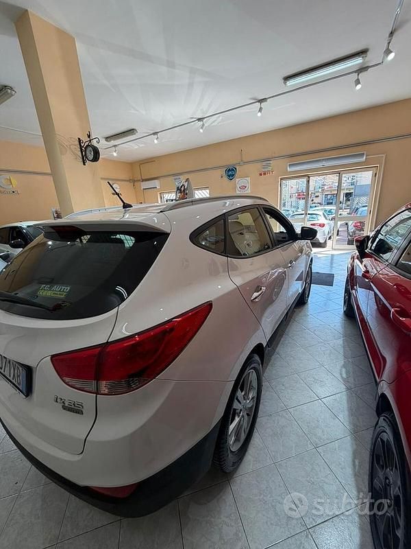 Usata Hyundai ix35 Comfort 116 CV (85 kW) 2013 Bianco SUV