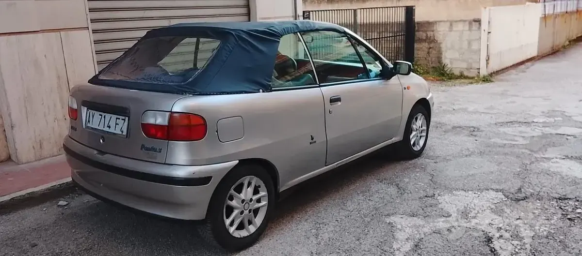 Usata Fiat Punto Cabriolet 86 CV (63 kW) 1998 Cabrio