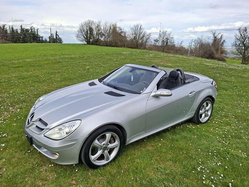 Usata Mercedes SLK350 272 CV (200 kW) 2004 Argento Cabrio