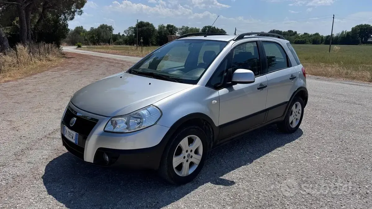 Usata Fiat Sedici 120 CV (88 kW) 2007 SUV