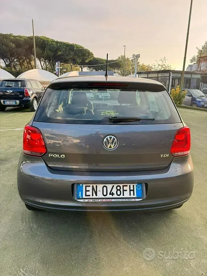 Usata VW Polo Comfortline 75 CV (55 kW) 2012 Grigio Utilitaria