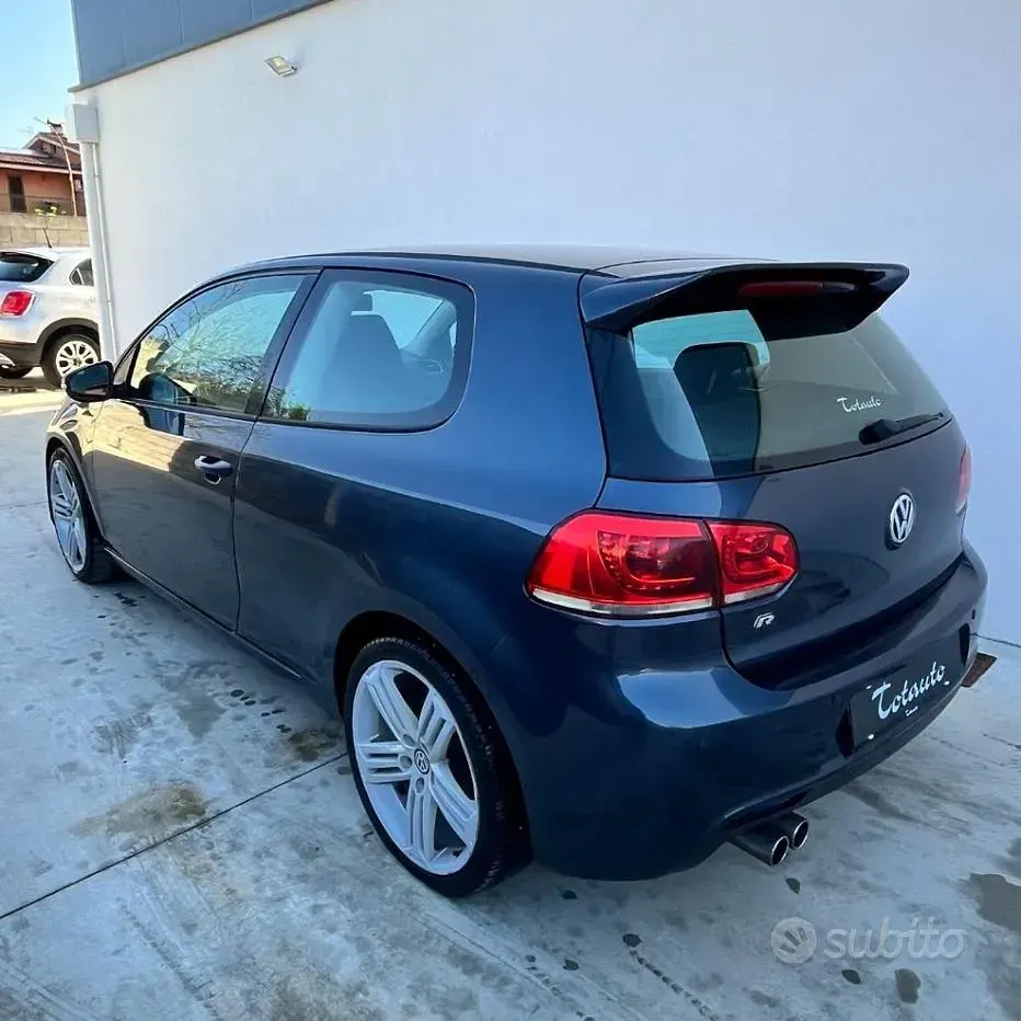 Usata VW Golf VI Comfortline 140 CV (102 kW) 2009 Blu Utilitaria