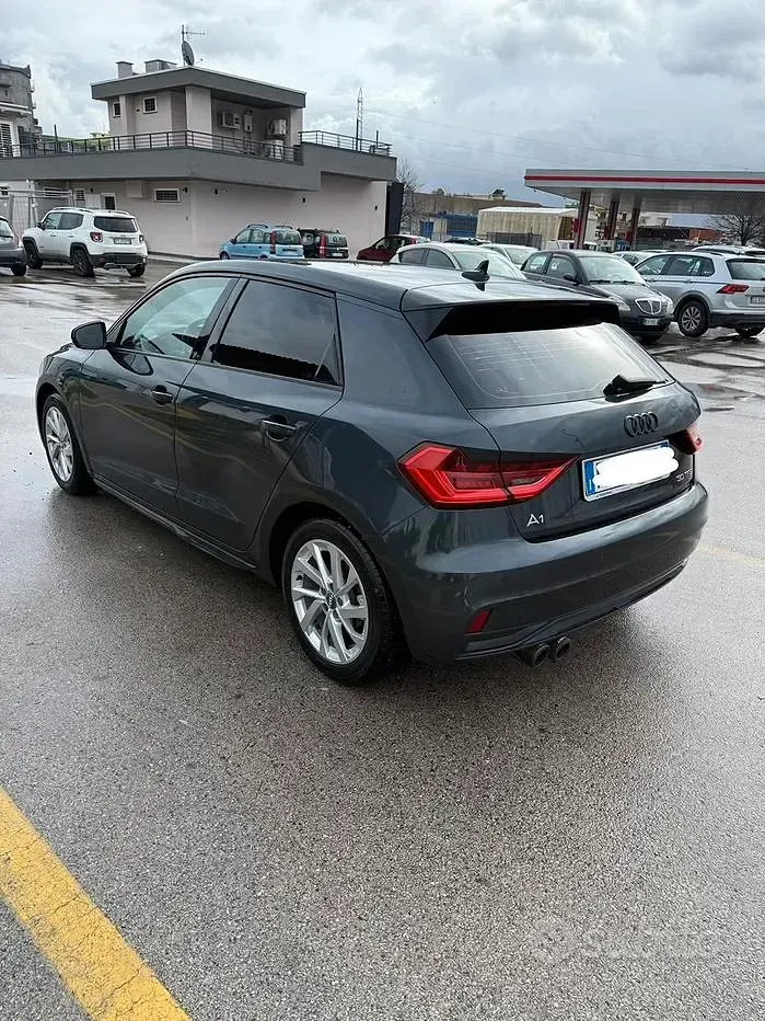 Usata Audi A1 Sportback Admired 116 CV (85 kW) 2019 Grigio Utilitaria