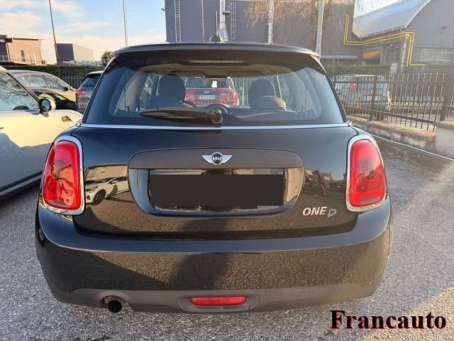 Usata Mini One D Hype 95 CV (69 kW) 2017 Nero Utilitaria