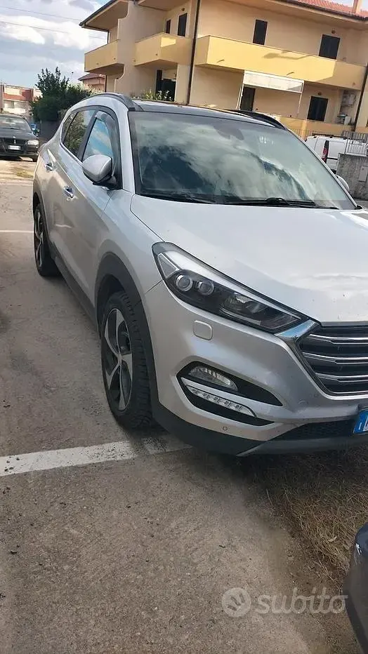 Usata Hyundai Tucson 136 CV (100 kW) 2017 Grigio SUV