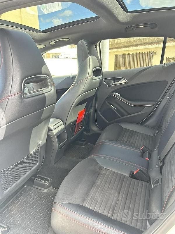 Usata Mercedes GLA220 Premium 170 CV (125 kW) 2014 Bianco SUV