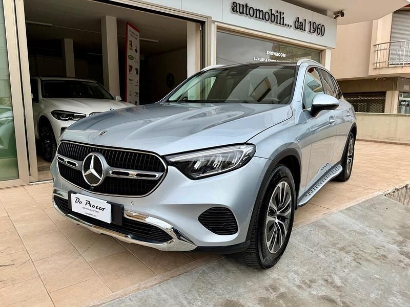 Usata Mercedes GLC220 Advanced Plus 197 CV (144 kW) 2023 Argento Station wagon